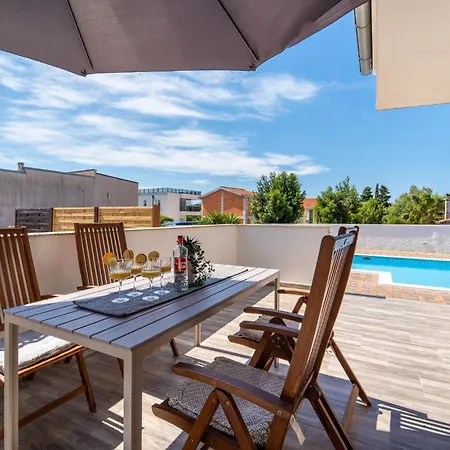 Nyaraló Luxurious In Biograd With Sauna