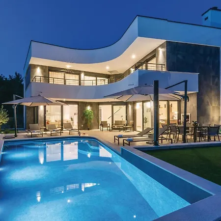 Luxurious In Biograd With Sauna Nyaraló *