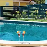 Σπίτι διακοπών Luxurious In Biograd With Sauna *