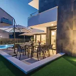 Luxurious In Biograd With Sauna