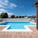 Σπίτι διακοπών Luxurious In Biograd With Sauna *
