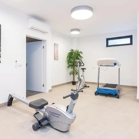 Luxurious In Biograd With Sauna