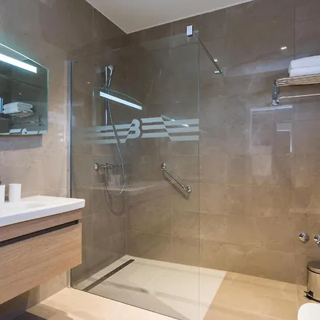 Amazing In Biograd With Kitchen Holiday home