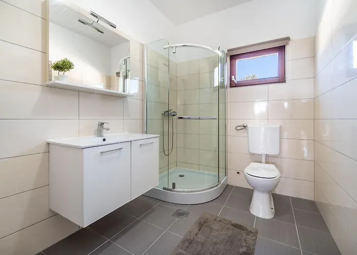 Amazing In Biograd With Kitchen ビオグラード・ナ・モル