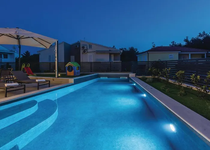 Amazing In Biograd With Kitchen * ビオグラード・ナ・モル